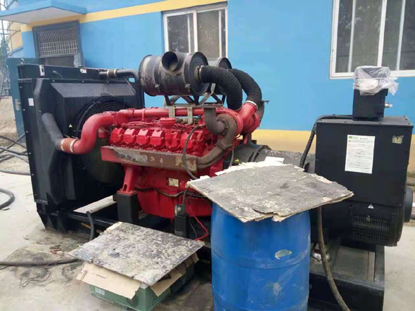 阿里关于柴油发电机组水箱污垢的产生与清理