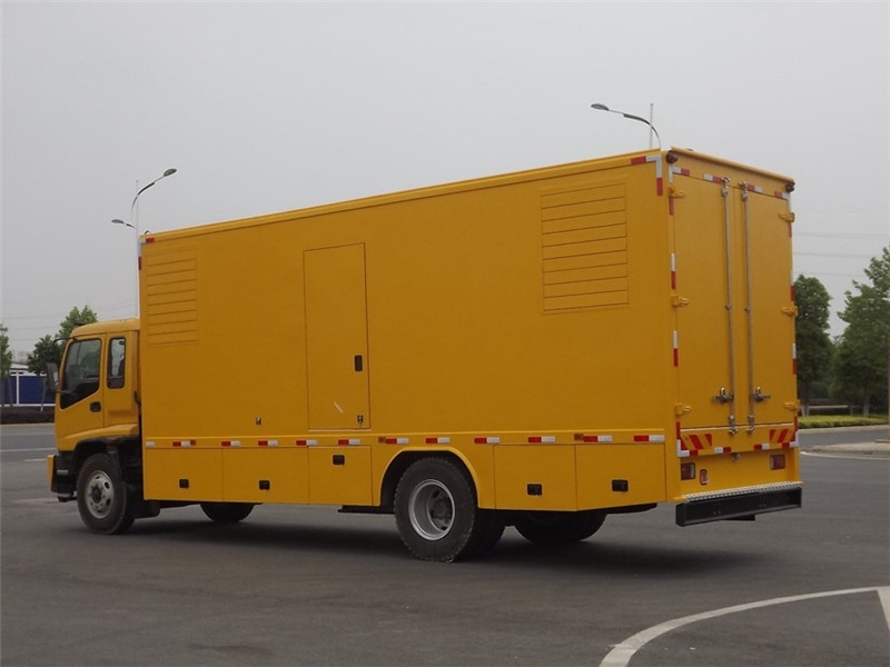 阿里租赁发电机-柴油发电机组机房烟管的布置与安装