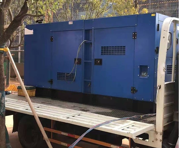 阿里柴油发电机组空气滤清器多久更换一次？