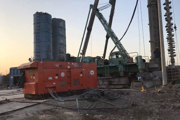 阿里如何检查发电机组燃油系统的密封性？