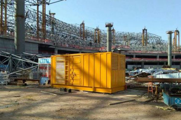 阿里发电机出租如何判断空气滤清器是否需要更换？